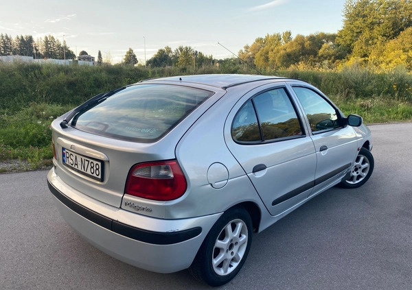 Renault Megane cena 3100 przebieg: 300000, rok produkcji 2002 z Sanok małe 154